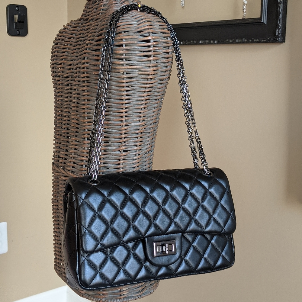 Quilted shoulder and crossbody bag